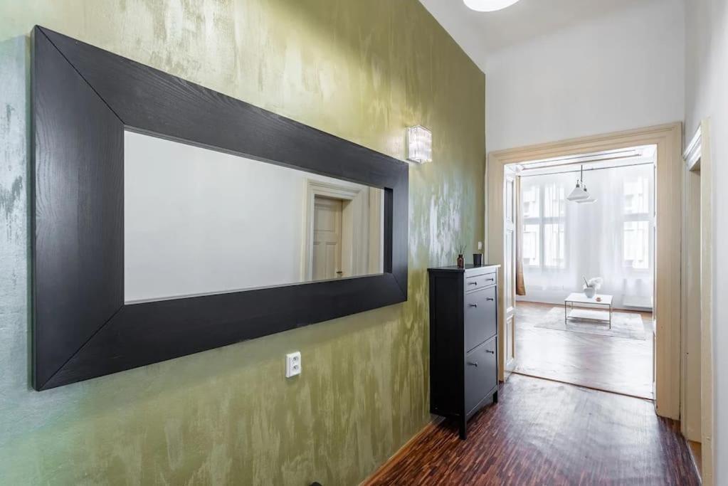 Spacious Apartment With Balcony At Wenceslas Sq Πράγα Εξωτερικό φωτογραφία
